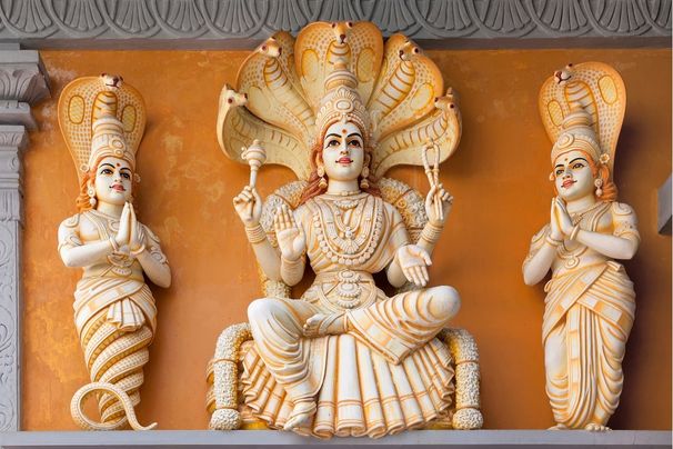 patanjali statue